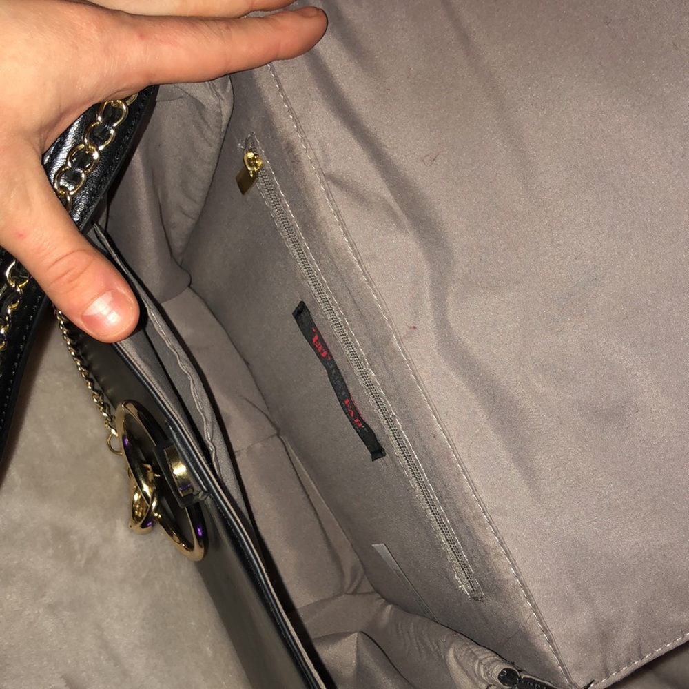 Purse - Picture 3 of 4